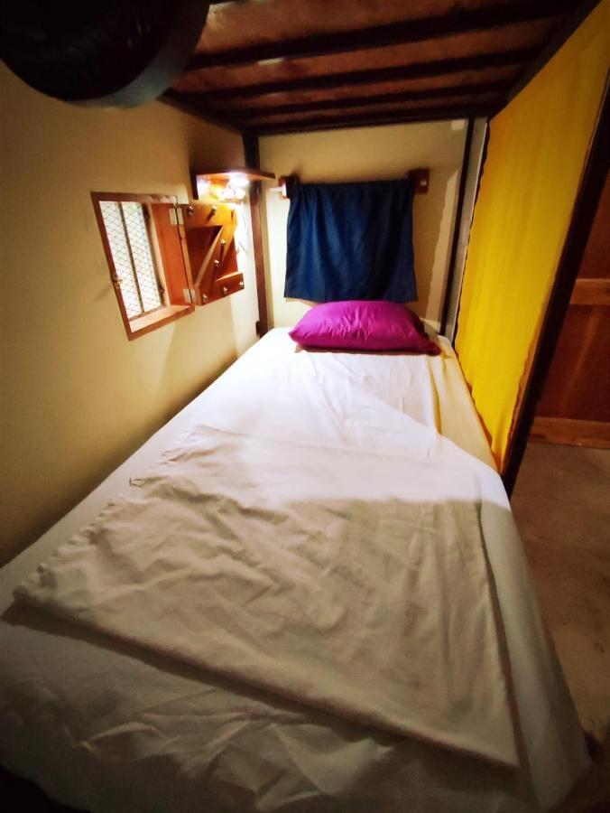 Raindance Hostel Santa Cruz Luaran gambar