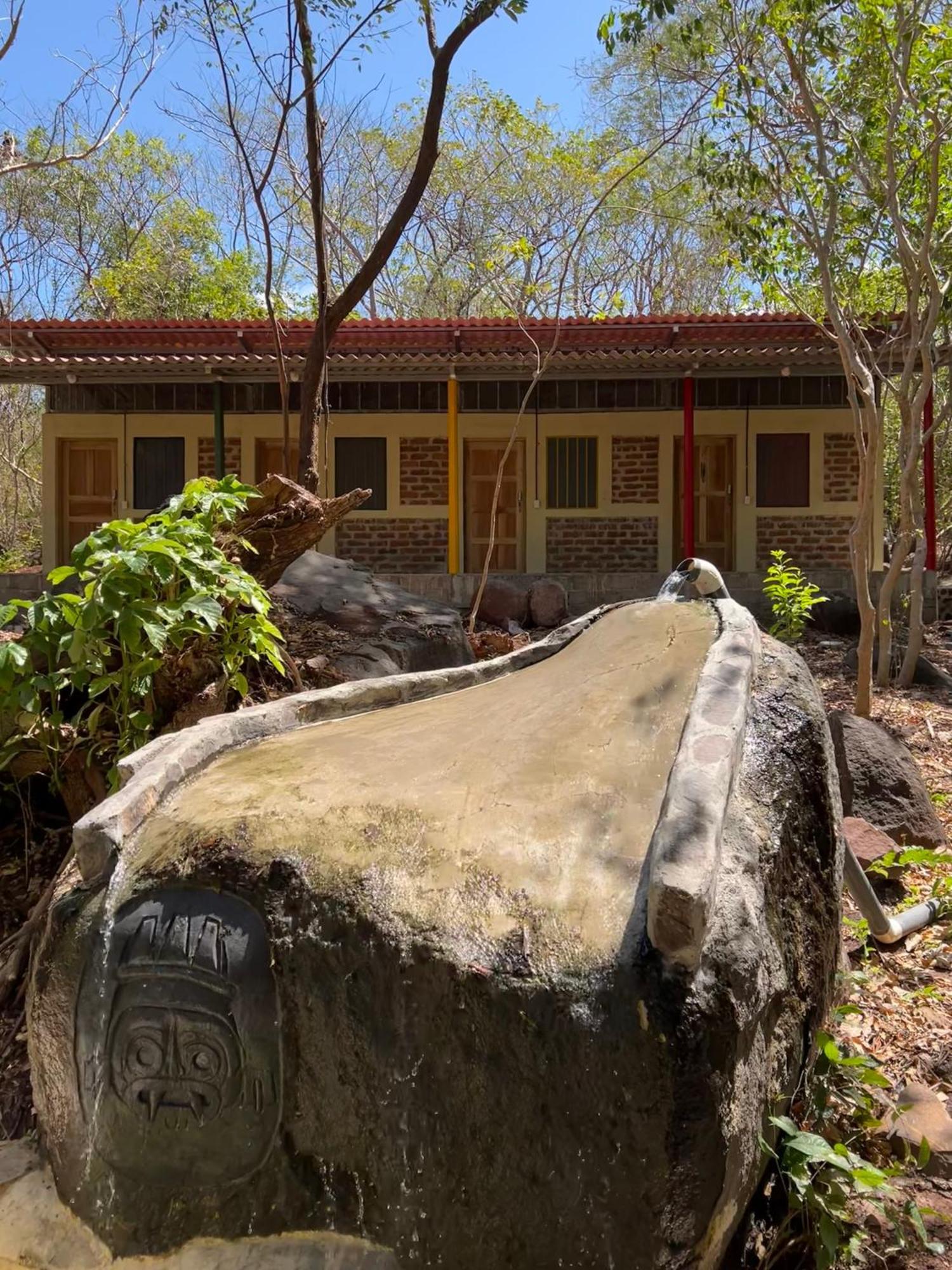 Raindance Hostel Santa Cruz Luaran gambar
