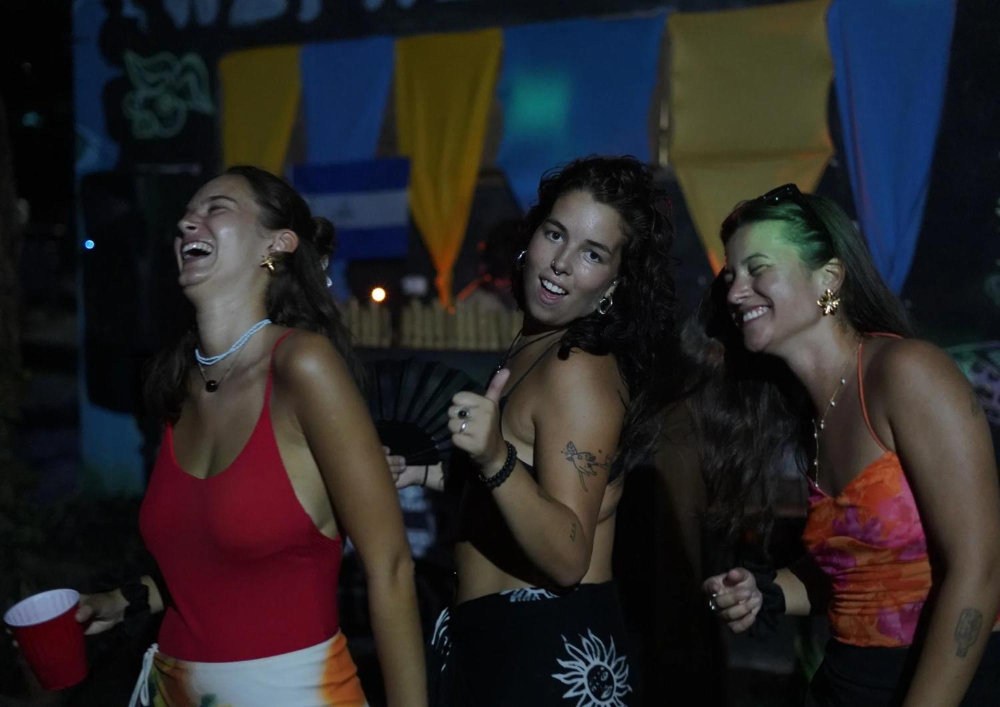 Raindance Hostel Santa Cruz Luaran gambar